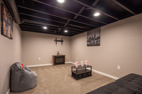 4424 57th St, Milwaukee WI  53218-5608 exterior