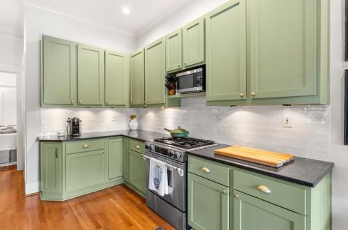 1287 Mclendon Ave, Atlanta GA 30307-2047 exterior