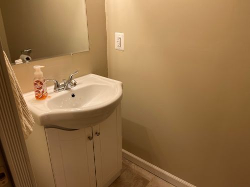 4468 65, Milwaukee WI 53220-3420 exterior