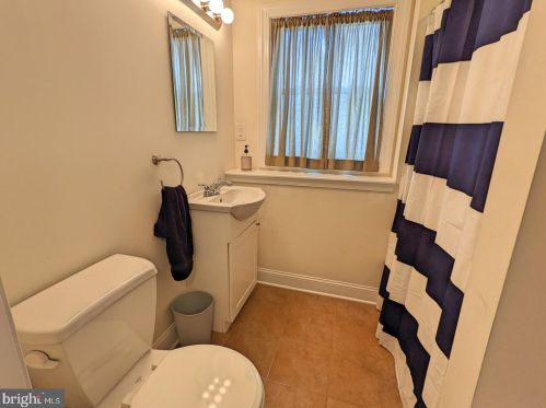 113 Greenbriar Pl, Chester PA 19014-1907 exterior