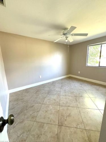 4448 30 Pl, Naples FL 34116-8216 exterior