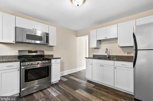 418 Jefferson Ave, Pottstown PA  19464-4702 exterior