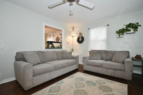 2919 Leola Ave, Pittsburgh, PA 15227-2325