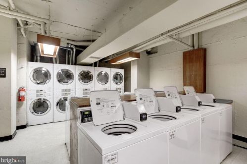 1545 18th St, Washington DC  20036-1345 exterior