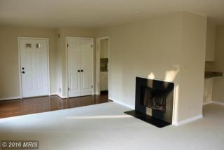 9050 Falls Run Rd, Mc Lean VA  22102-1005 exterior