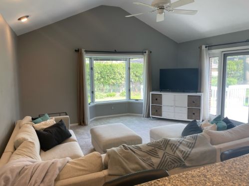 554 Park Ave, Elmhurst IL  60126-3645 exterior