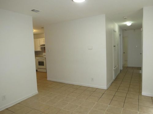 3806 Copeland St, Dallas TX  75210-2117 exterior