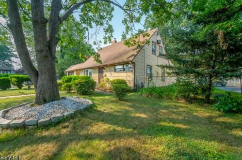 1036 Richard Blvd, Rahway, NJ 07065-1937