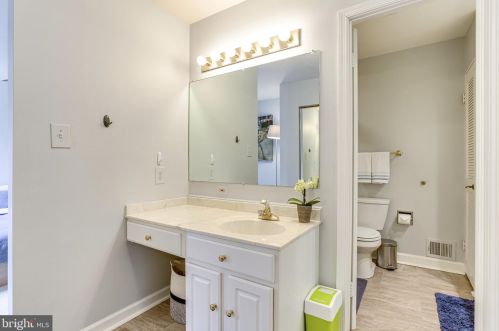 5819 Tudor Ln, Rockville MD 20852-2852 exterior