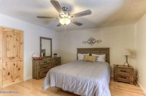 10 Madrid Dr, Tucson AZ  85704-6410 exterior