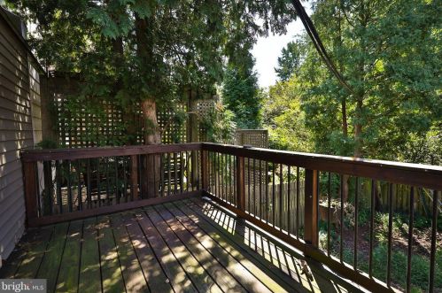 7246 Bryan St, Philadelphia PA 19119-1635 exterior