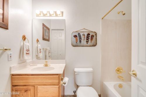 3508 Abrego Dr, Green Valley AZ 85614-1504 exterior