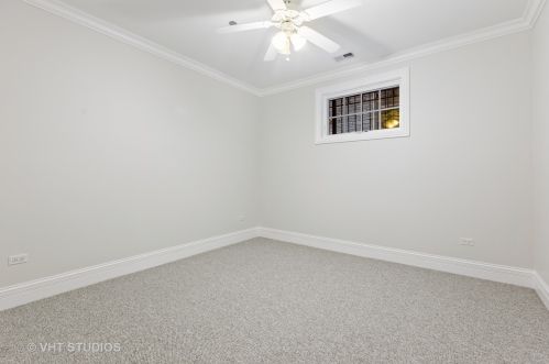 1325 Melrose St, Chicago IL 60618-5847 exterior