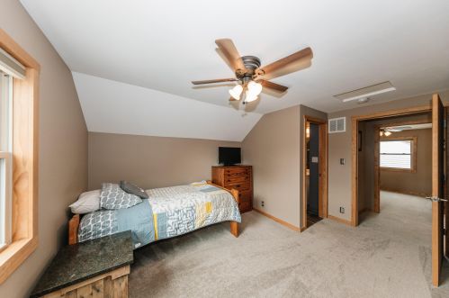 1322 89, Milwaukee WI 53214-2826 exterior