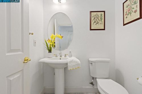 1230 Mountain Side Ct, Concord CA 94521-5508 exterior