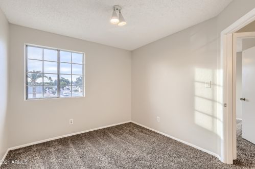 19045 31 Pl, Phoenix AZ 85050-2522 exterior