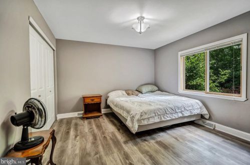 321 Mohawk Trl, Browns Mills NJ  08015-6301 exterior