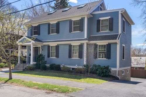 40 Somerset Rd, Brookline, MA 02445-6106