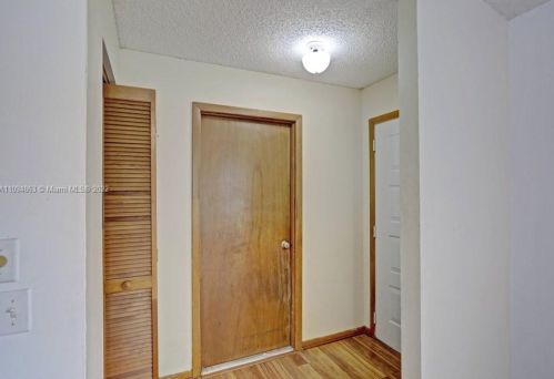 681 College Park Rd, Fort Pierce FL 34953-3330 exterior