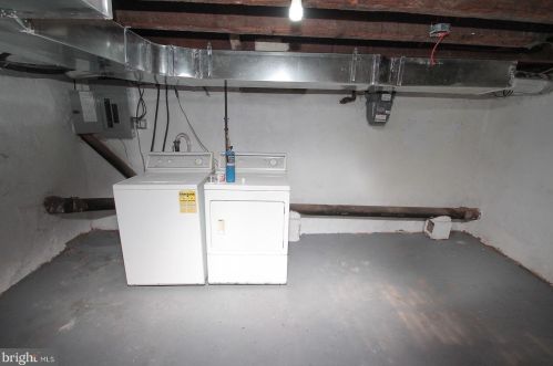 606 American St, Philadelphia PA 19140-5724 exterior