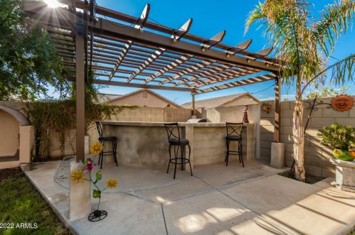 5650 10 Dr, Phoenix AZ 85041-8354 exterior