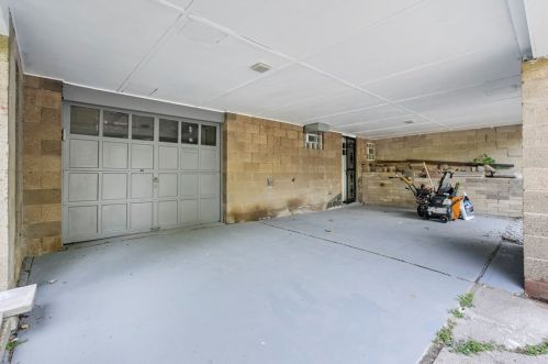 308 Frazier Dr, Pittsburgh PA 15235-5257 exterior