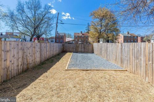 726 50th St, Washington DC  20019-4813 exterior