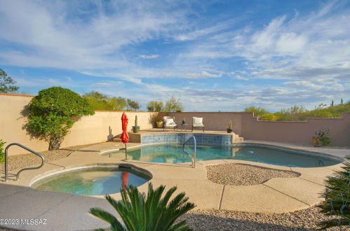 3632 Camino De Jaime, Tucson AZ  85718-7432 exterior