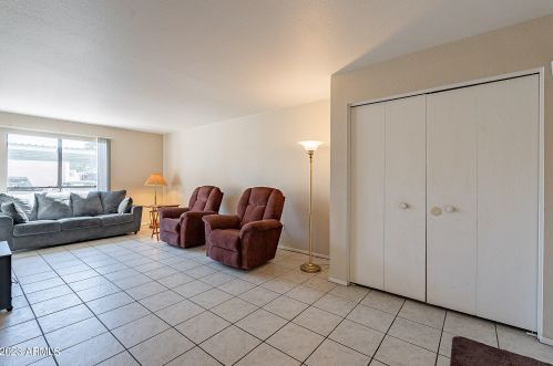 3119 Cochise Dr, Phoenix AZ  85051-1394 exterior