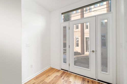 1611 Buena Vis St, Pittsburgh PA 15212-4529 exterior