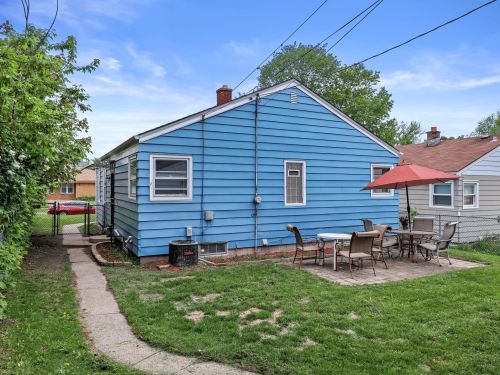 4452 75th St, Milwaukee WI 53213-3521 exterior