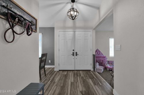 1308 Shawnee Dr, Chandler AZ 85224-2309 exterior