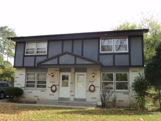 6428 53rd St, Milwaukee, WI 53223-6016