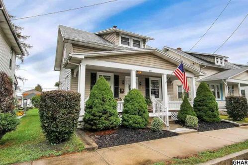 418 High St, Hummelstown PA  17036-1902 exterior