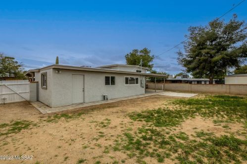 8189 20th St, Tucson AZ  85710-5960 exterior