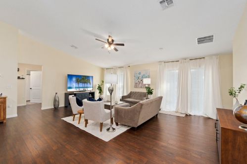 307 Camrose St, Fort Pierce FL  34983-1529 exterior