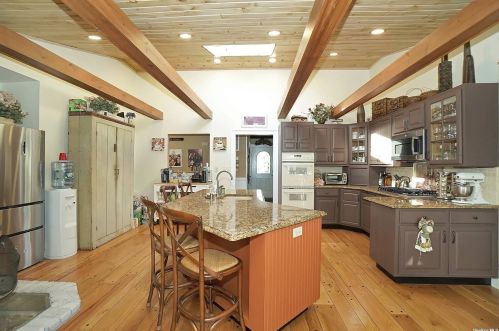 45 Grissom Way, Hauppauge NY 11788-4418 exterior