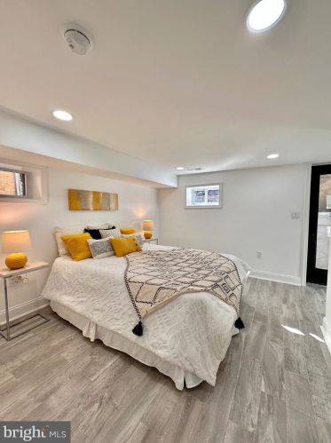 4709 Clay St, Washington DC 20019-1437 exterior