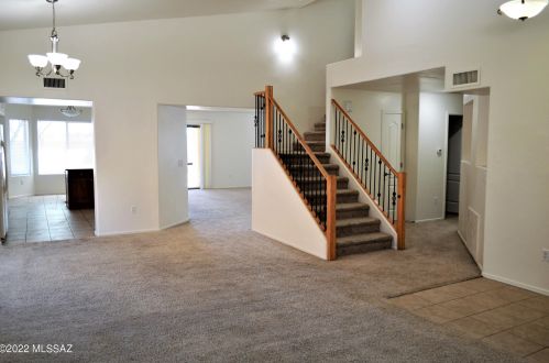 5196 Park Vista Dr, Tucson, AZ 85756-8670