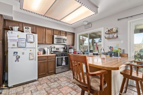 3732 Crocus Dr, Phoenix AZ 85053-5316 exterior