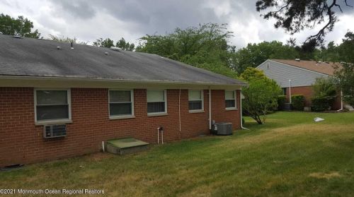 117 Constitution Blvd, Lakehurst NJ 08759-1991 exterior