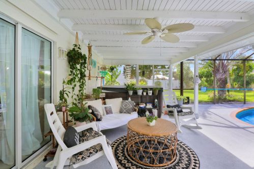 2910 Cates Cir, Fort Pierce FL  34952-5812 exterior