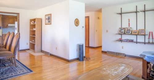 123 Bear Hole Rd, West Springfield MA 01089-1631 exterior