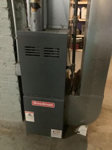 2417 7 St, Meskegon MI 49440-1060 exterior