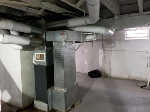 4950 40, Milwaukee WI 53209-2501 exterior