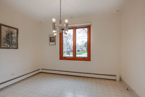 2035 Poplar St, Waukegan IL 60087-5014 exterior