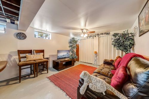 510 Jefferson St, Dolton IL 60419-1126 exterior