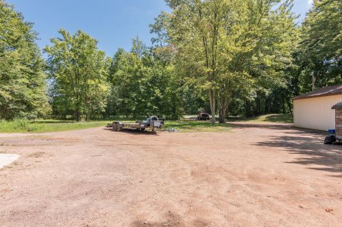 5555 2 St, Kalamazoo MI 49009-8576 exterior