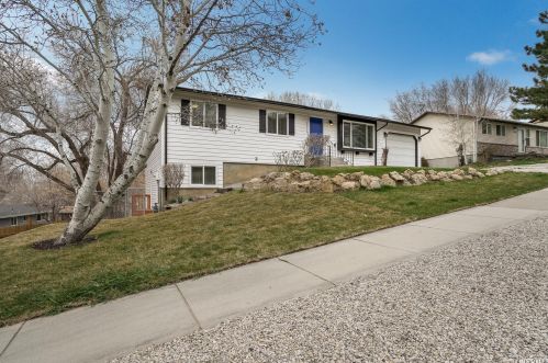 1229 Turquoise Cir, Sandy, UT 84094-4004