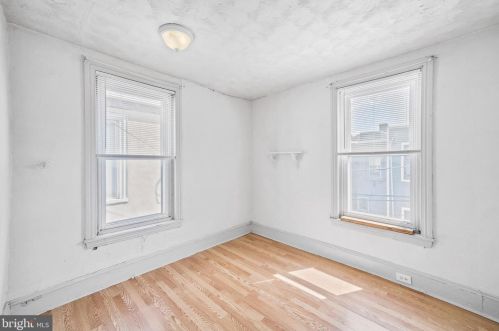 2348 Catharine St, Philadelphia PA 19146-2403 exterior